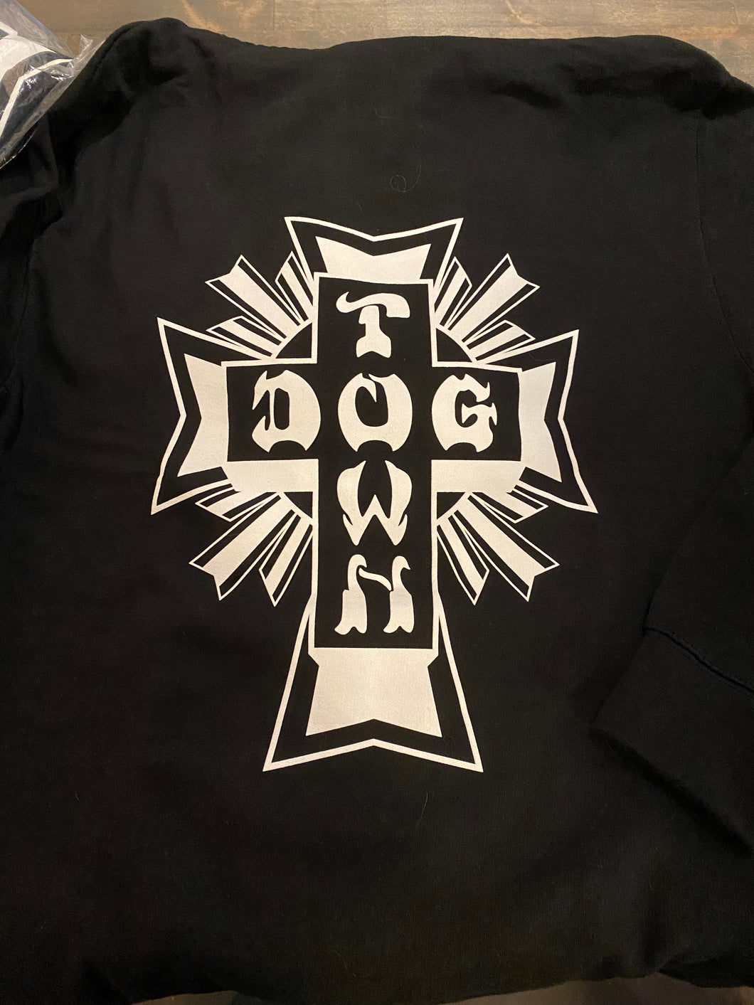 DogTown Cross Hoodie (Size Large)